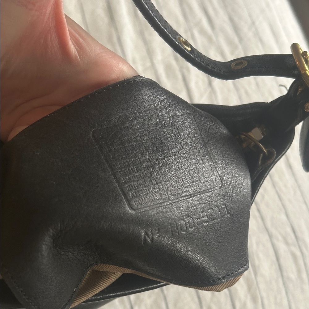 Vintage Coach Legacy Black 9211 Shoulder Bag - Picture 2 of 7